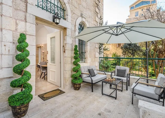 Nina Luxury Apartment